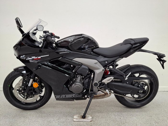 2026 Triumph DAYTONA 660 (LAMS) SAPPHIRE BLACK