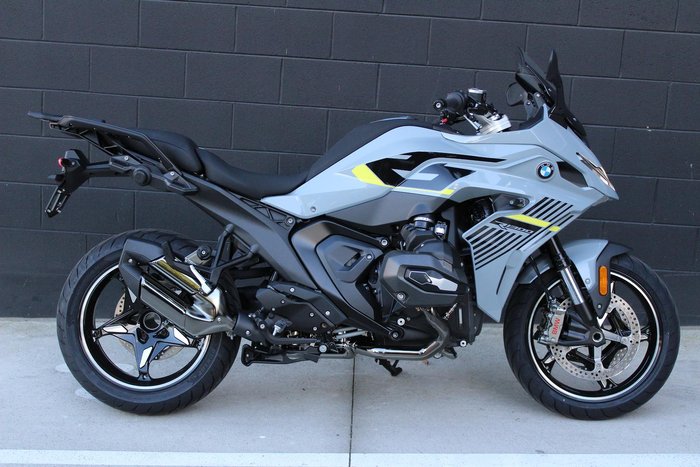 2025 BMW