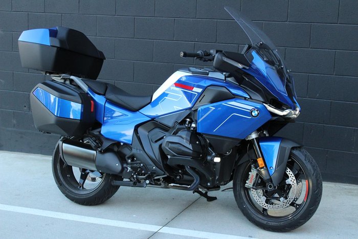 2025 BMW
