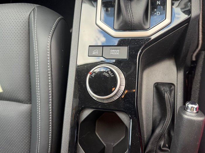 2025 Mitsubishi Triton GLS