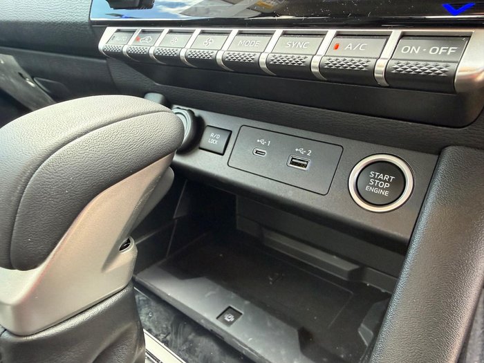 2025 Mitsubishi Triton GLS