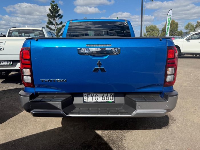 2025 Mitsubishi Triton GLS