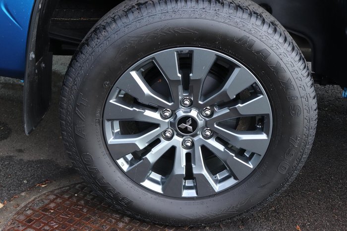2025 Mitsubishi Triton GLS