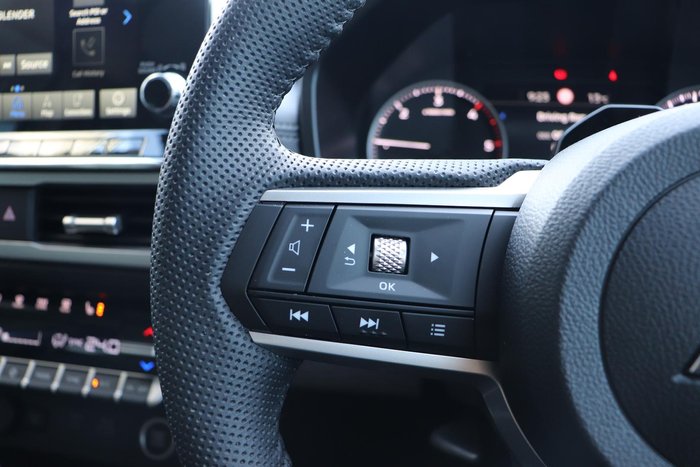 2025 Mitsubishi Triton GLS