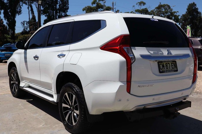 2017 Mitsubishi Pajero Sport Exceed QE MY17 4X4 Dual Range White