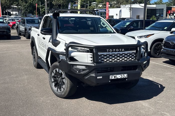 2025 Toyota Hilux SR5 GUN226R 4X4 Dual Range Glacier White