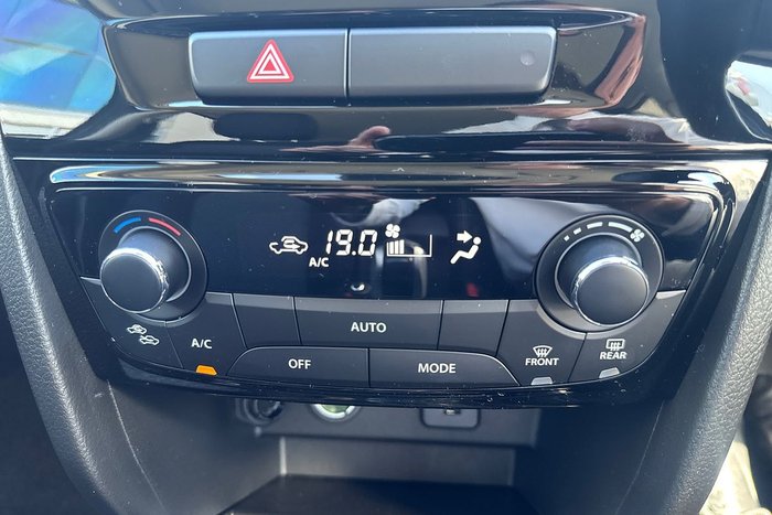 2025 Suzuki Vitara Turbo Hybrid LY Series II Titan Dark Grey (ZZZ)