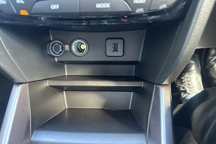 2025 Suzuki Vitara Turbo Hybrid LY Series II Titan Dark Grey (ZZZ)