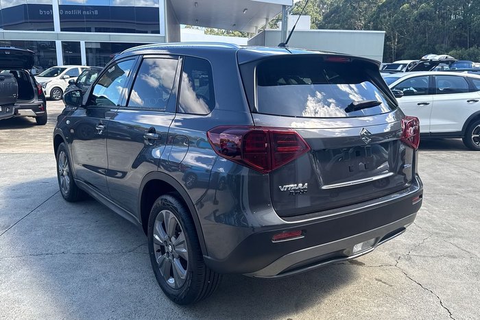 2025 Suzuki Vitara Turbo Hybrid LY Series II Titan Dark Grey (ZZZ)