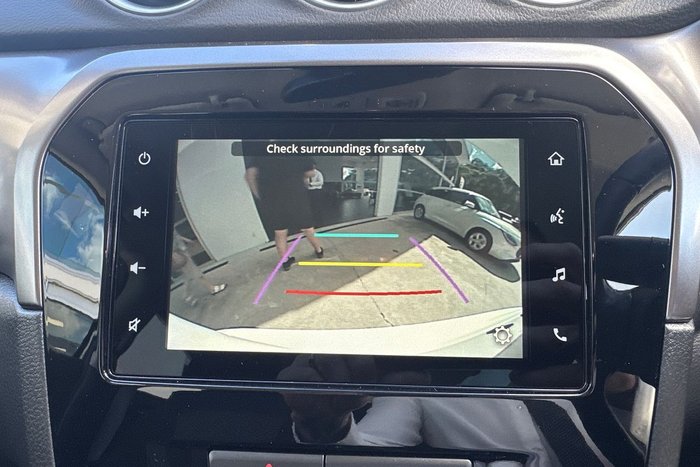 2026 Suzuki Vitara Turbo Hybrid LY Series II Arctic White (26U)