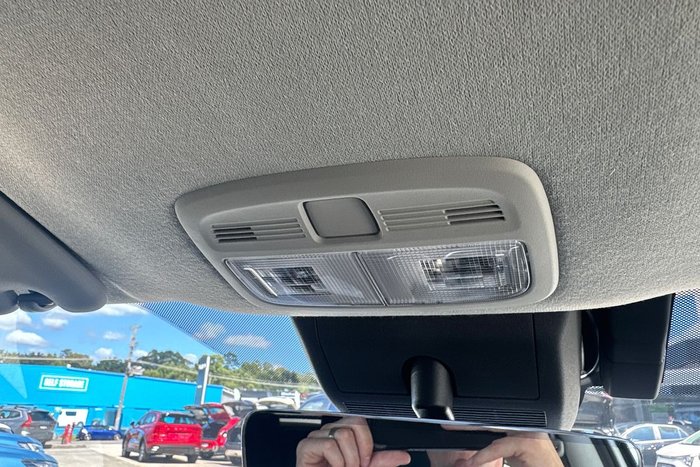 2026 Suzuki Vitara Turbo Hybrid LY Series II Arctic White (26U)