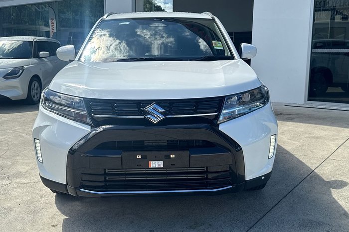 2026 Suzuki Vitara Turbo Hybrid LY Series II Arctic White (26U)