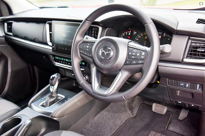 2025 Mazda BT-50 XTR