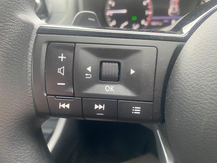 2025 Nissan X-TRAIL ST