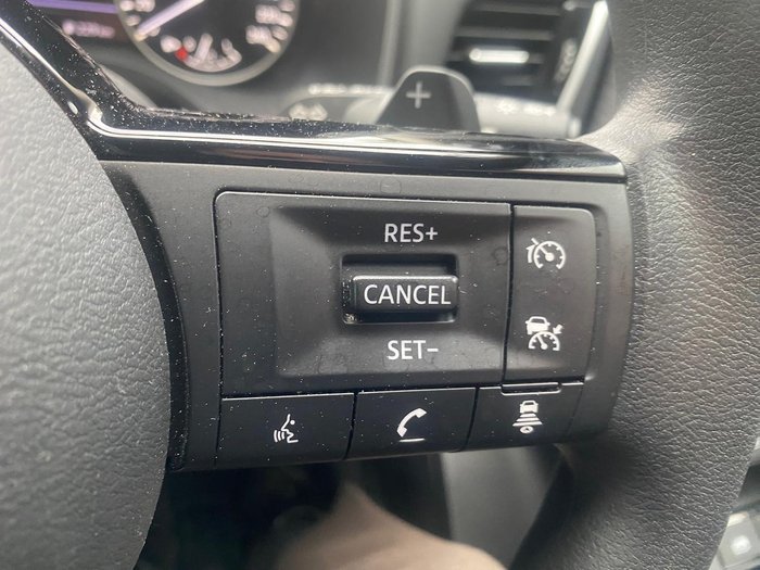 2025 Nissan X-TRAIL ST