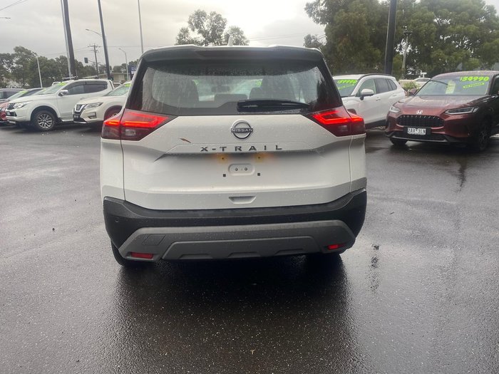 2025 Nissan X-TRAIL ST