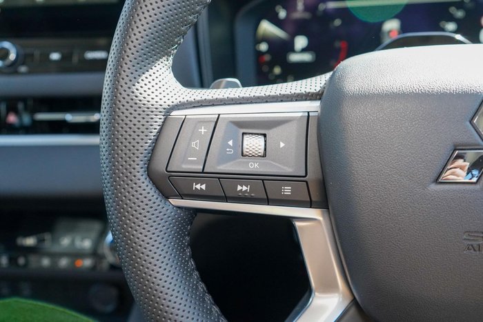 2025 Mitsubishi Outlander LS