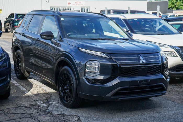 2025 Mitsubishi Outlander LS