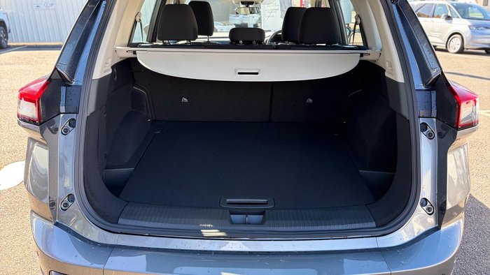 2025 Nissan X-TRAIL ST