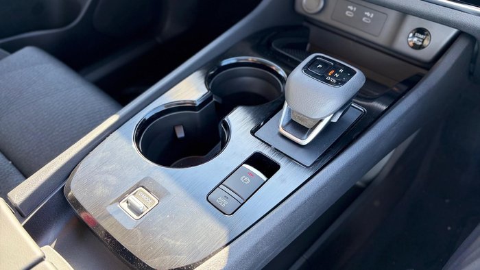 2025 Nissan X-TRAIL ST