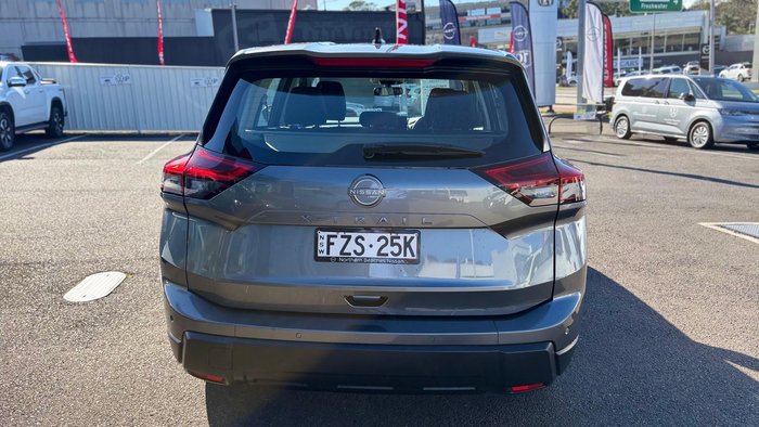 2025 Nissan X-TRAIL ST