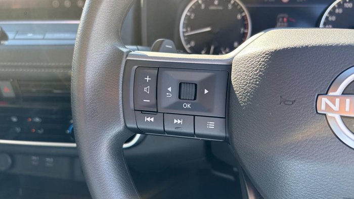 2025 Nissan X-TRAIL ST