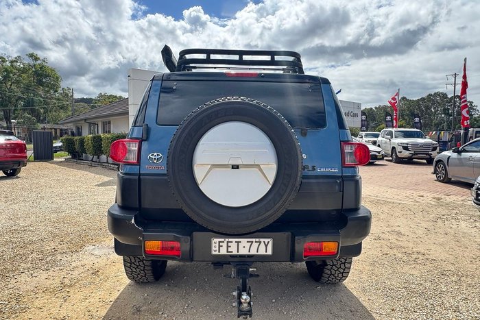 2012 Toyota FJ Cruiser GSJ15R 4X4 Dual Range Military Blue + White Roof