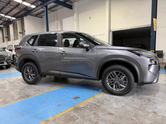 2026 Nissan X-TRAIL ST