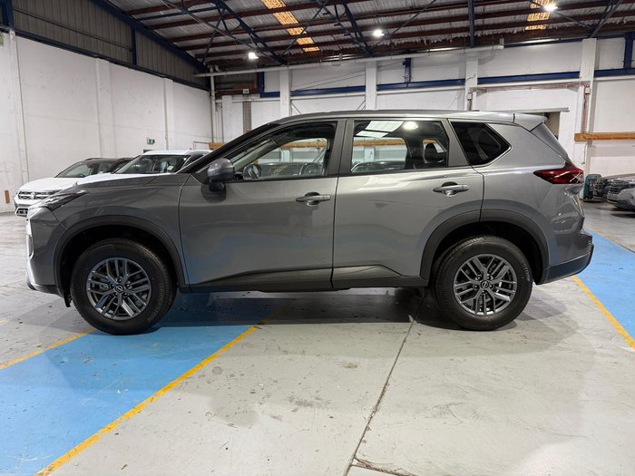 2026 Nissan X-TRAIL ST
