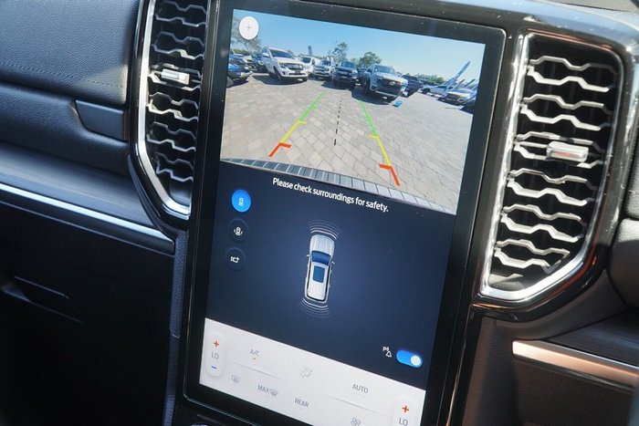 2025 Ford Everest Trend