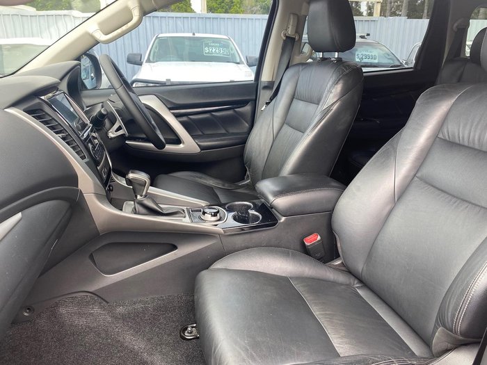 2017 Mitsubishi Pajero Sport GLS