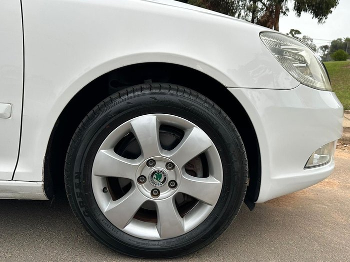 2010 SKODA Octavia