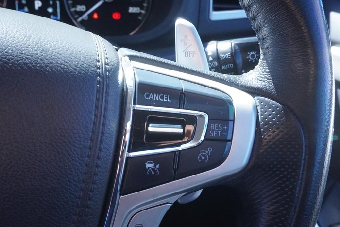 2019 Mitsubishi Pajero Sport Black Edition