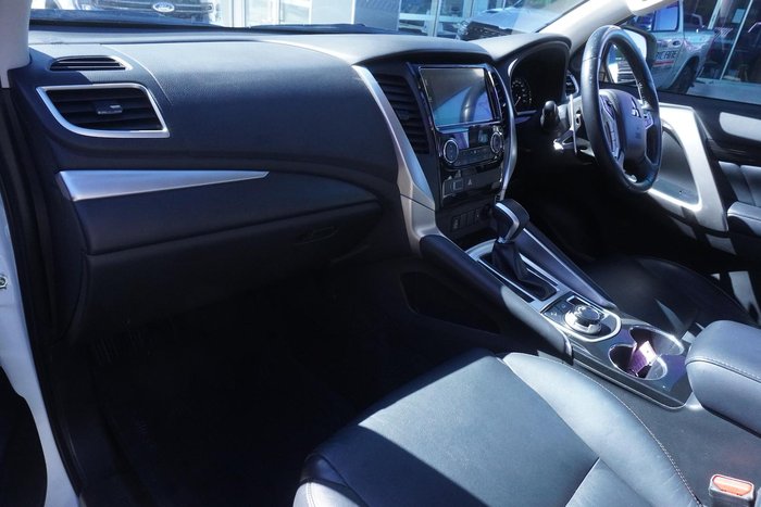 2019 Mitsubishi Pajero Sport Black Edition