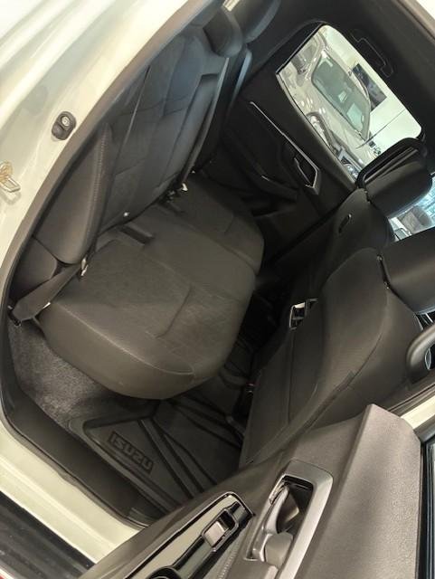 2025 Isuzu D-MAX LS-U