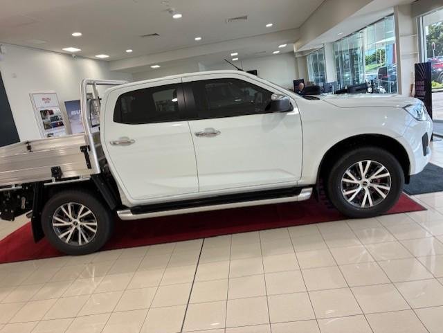 2025 Isuzu D-MAX LS-U