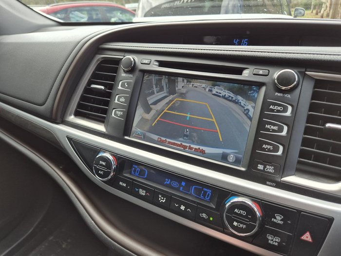 2017 Toyota Kluger Grande