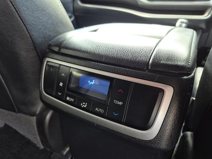 2017 Toyota Kluger Grande