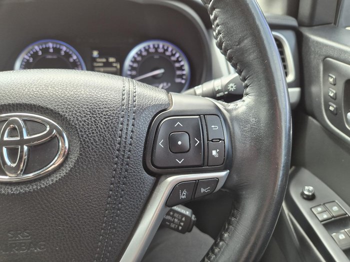 2017 Toyota Kluger Grande