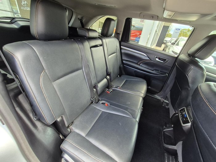 2017 Toyota Kluger Grande