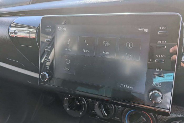 2023 Toyota Hilux SR