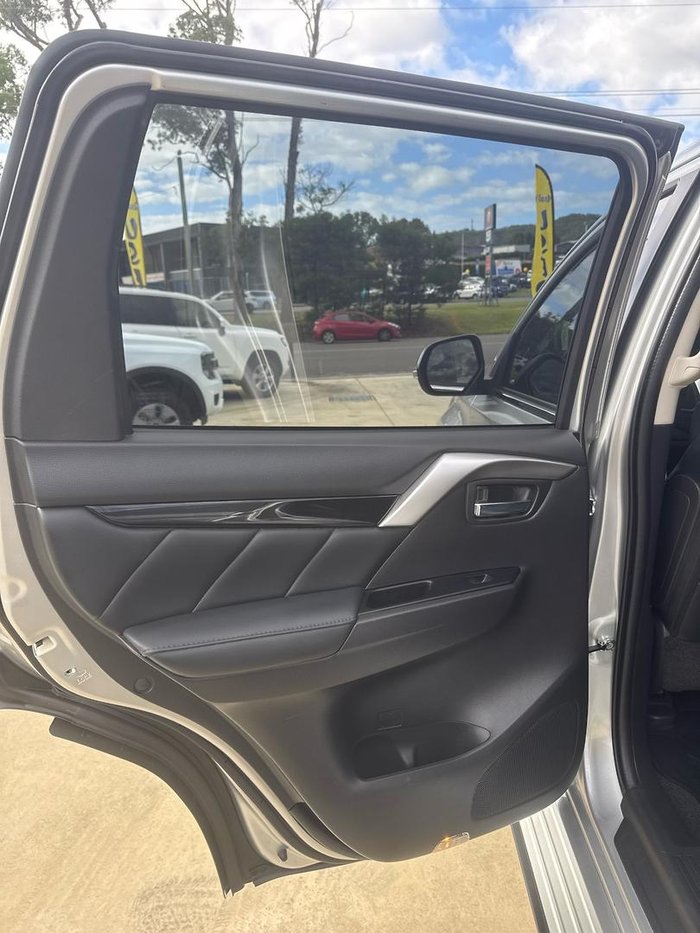 2017 Mitsubishi Pajero Sport GLS