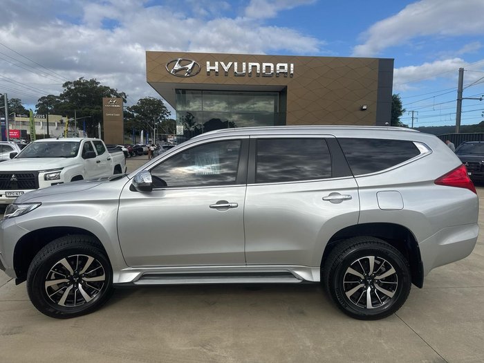 2017 Mitsubishi Pajero Sport GLS
