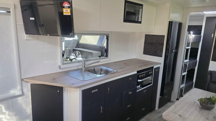 2026 Essential Caravans Ranger F2110md 21'10