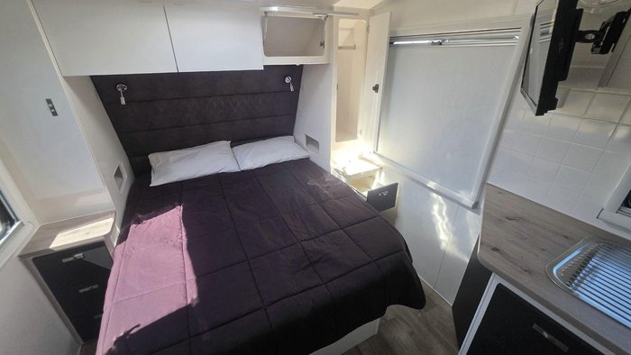 2026 Essential Caravans Ranger F2110md 21'10