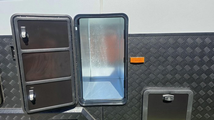 2026 Essential Caravans Ranger F2110md 21'10