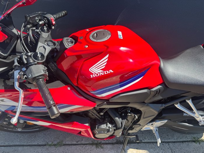 2026 Honda CBR650RAC R