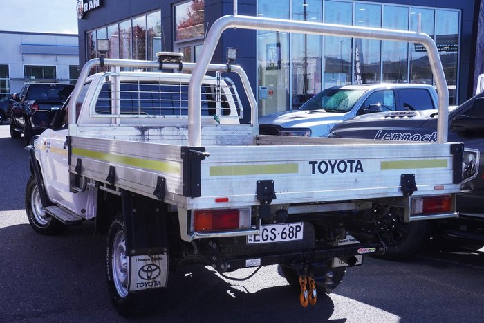 2014 Toyota Hilux SR
