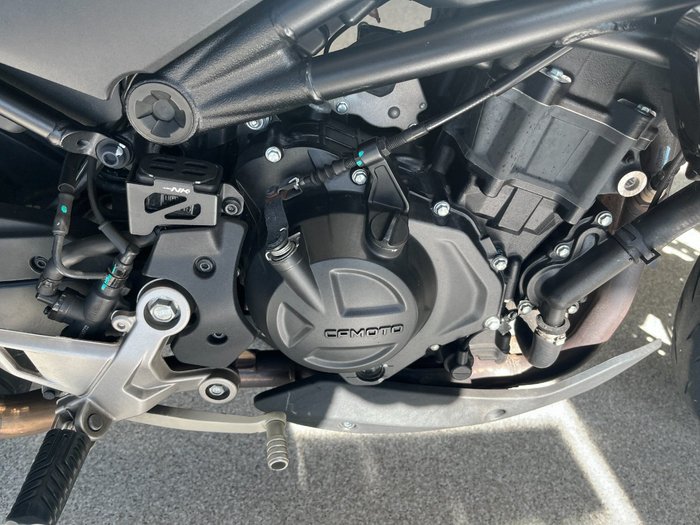 2023 CFMOTO 2023 CFMOTO 450NK NEBULA WHITE