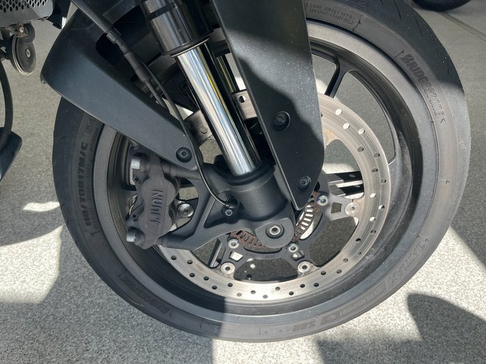 2023 CFMOTO 2023 CFMOTO 450NK NEBULA WHITE